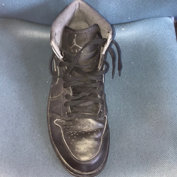 Jordan Other - Air Jordan 1s Mid Men Shoes